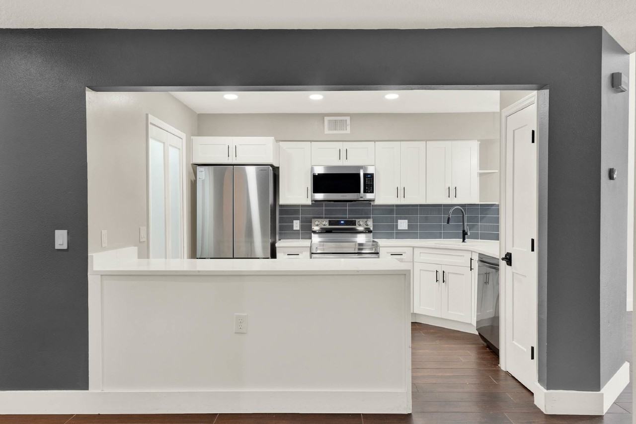 5524 Bellewood St - Photo 6 of 21