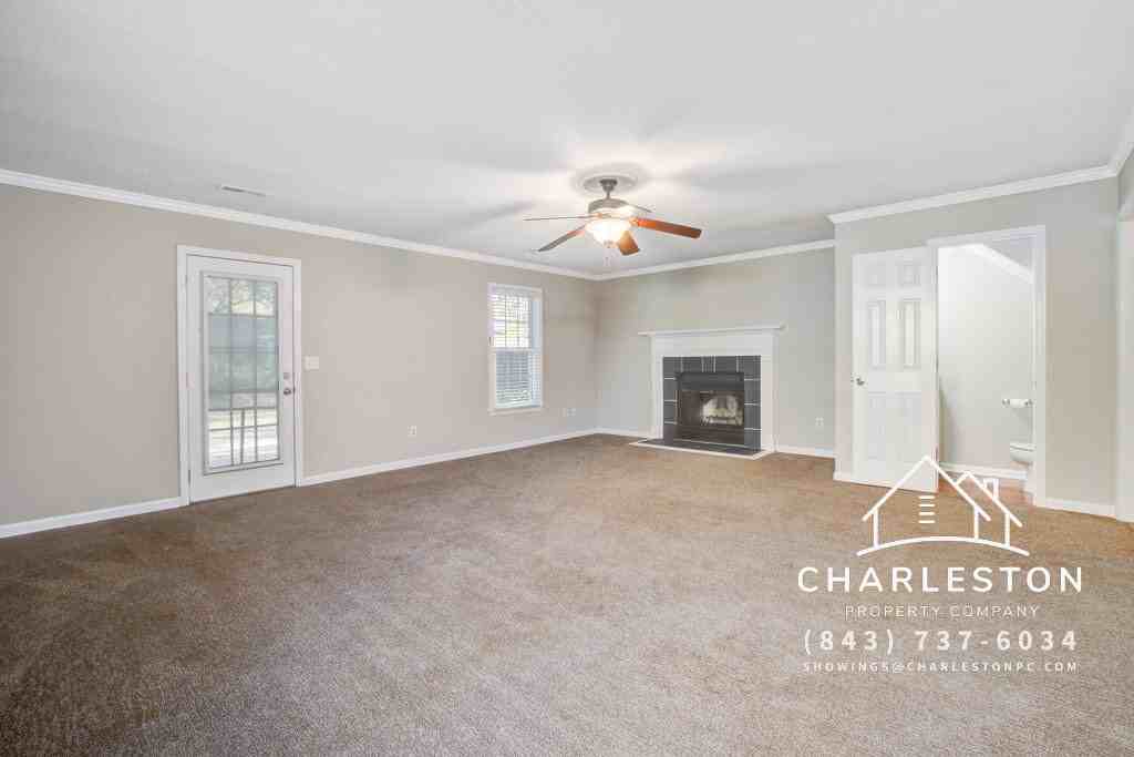 978 Governors Rd - Photo 5 of 27