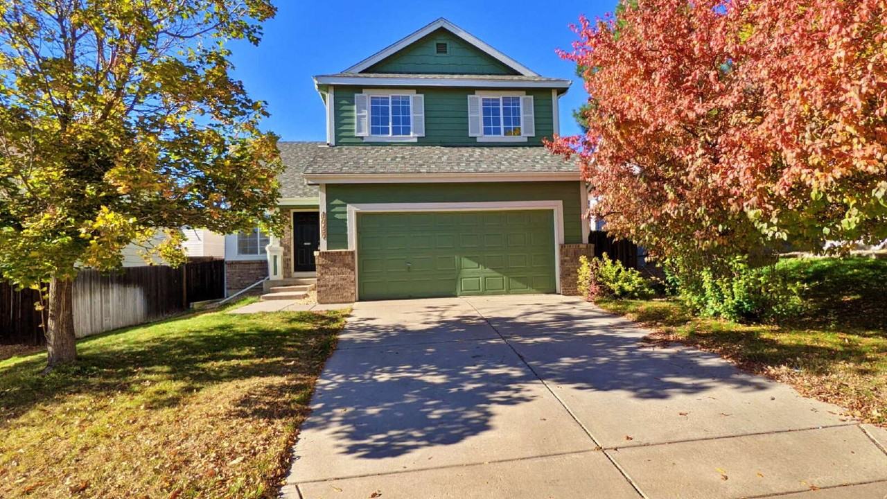 19739 E Lasalle Dr - Photo 2 of 15