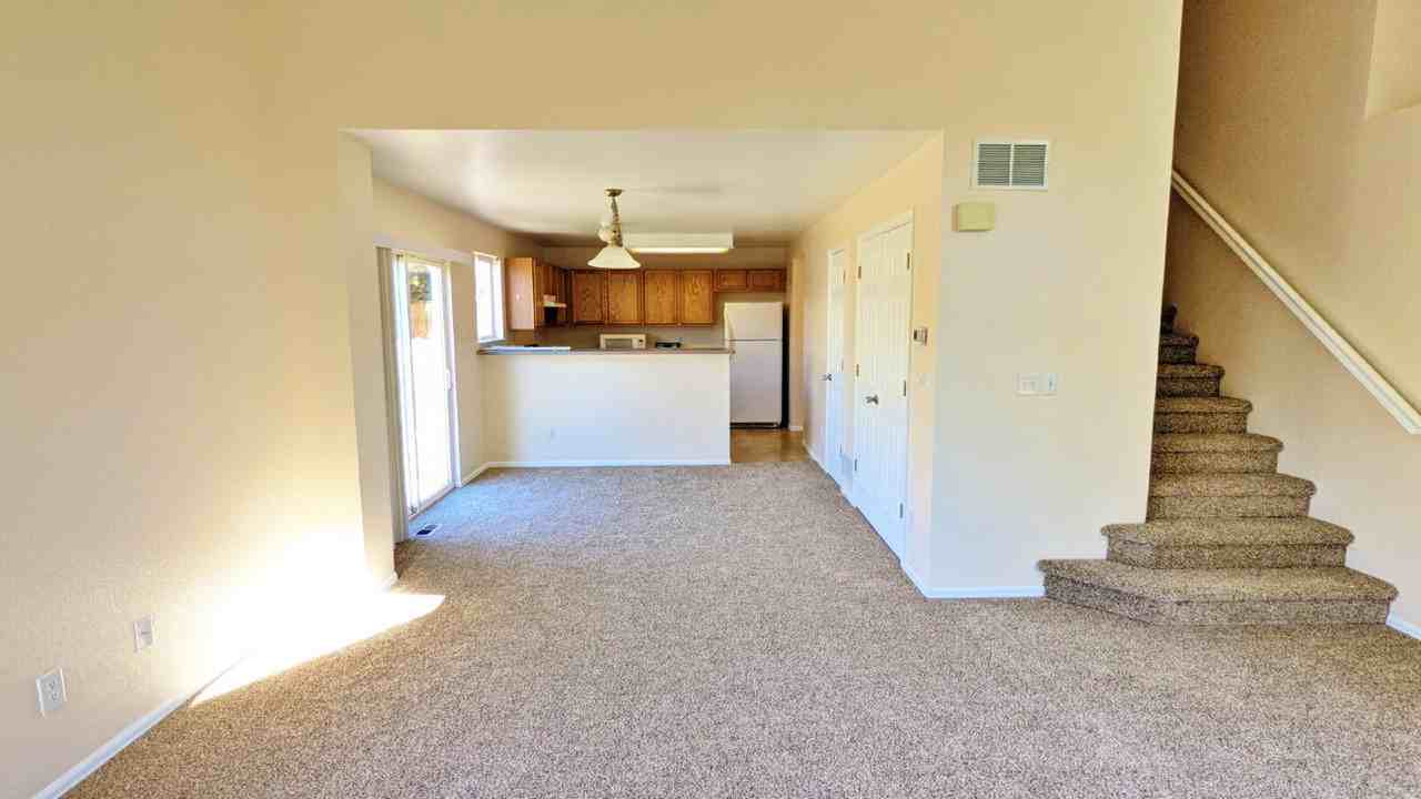 19739 E Lasalle Dr - Photo 5 of 15