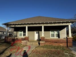 featured image of 939 W Frey St
