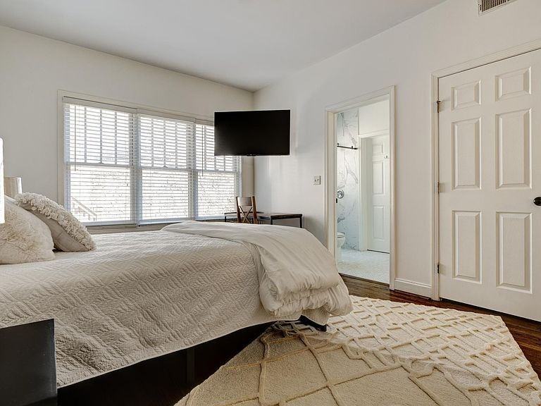 1101 26th St S - Photo 6 of 19