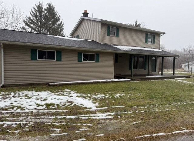 3260 Creekside Trl - Photo 2 of 20