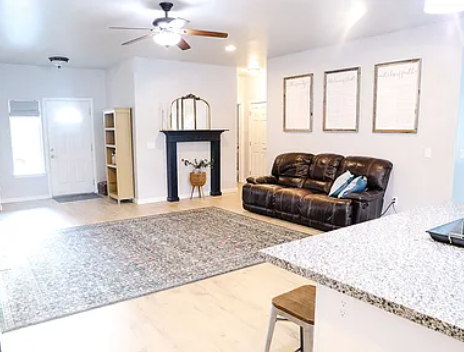 961 N Kiaya Ln - Photo 5 of 21