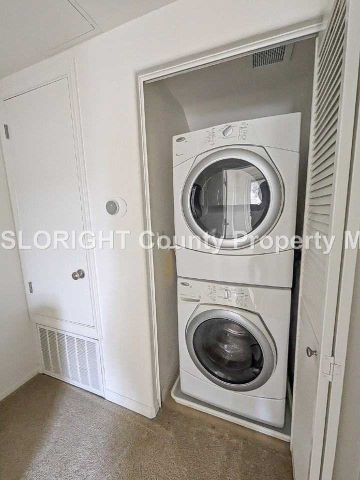 832 Tarragon Ln - Photo 6 of 11