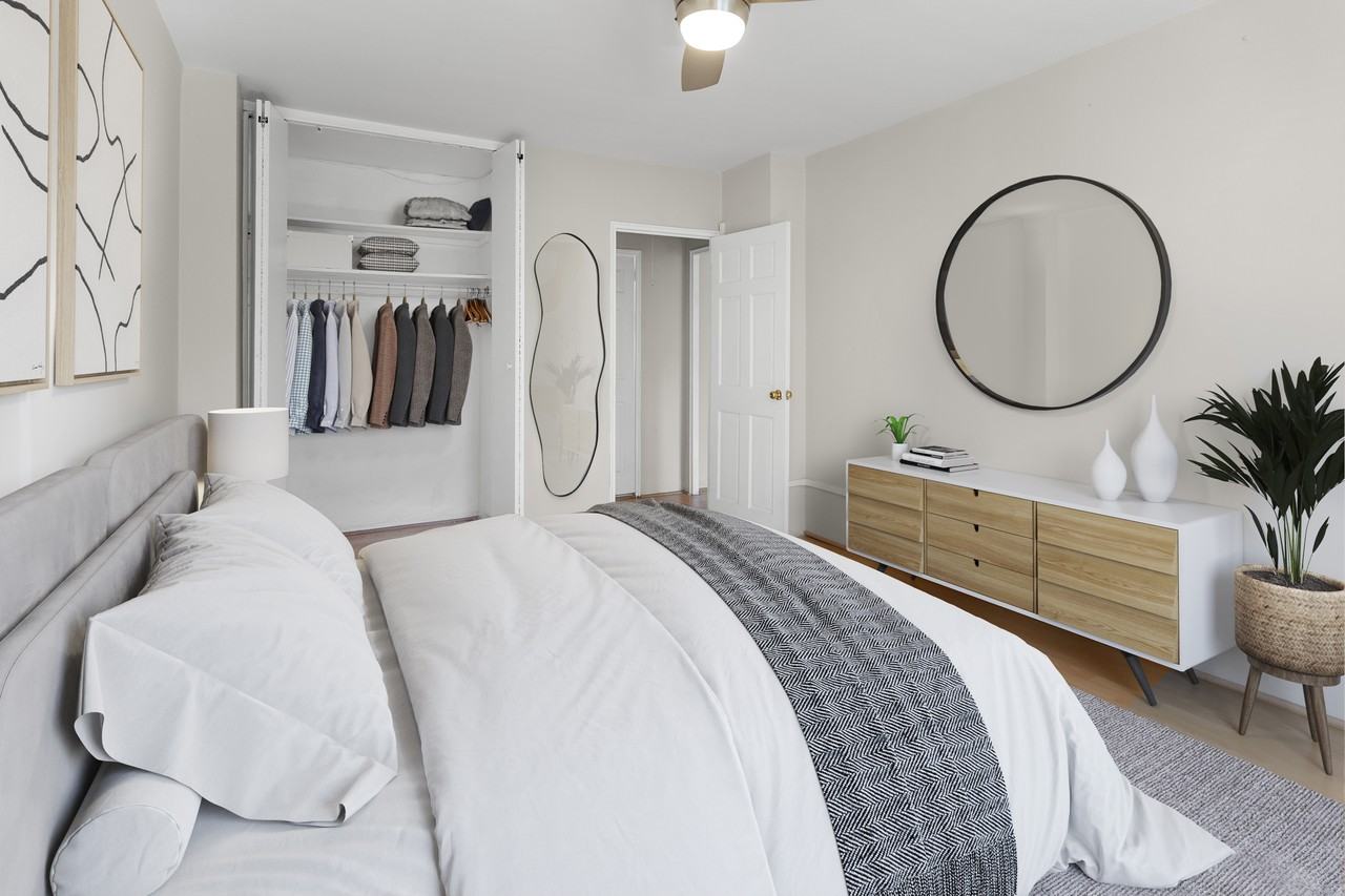 61-15 98th St #3M - Photo 4 of 19