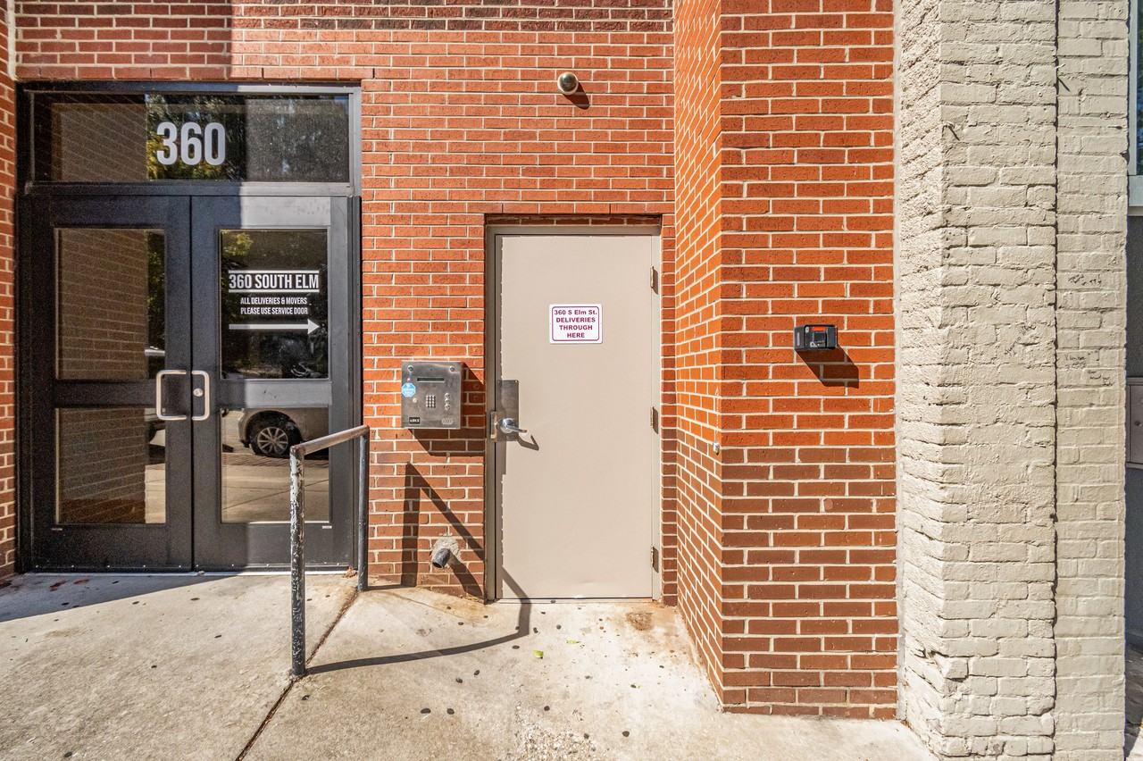 360 S Elm St - Photo 3 of 30