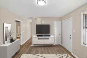 featured image of 101 Bay Meadow Ct #121