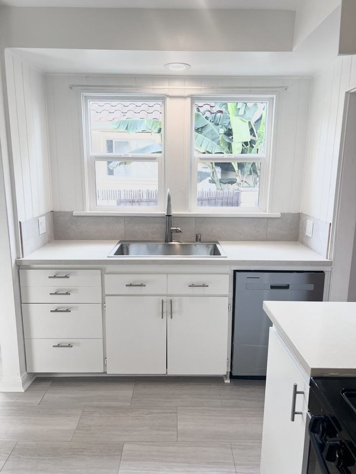 4628 6th Ave #4628 - Photo 5 of 24