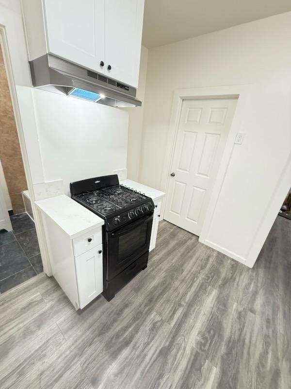 2627 E 4th St - Photo 6 of 8