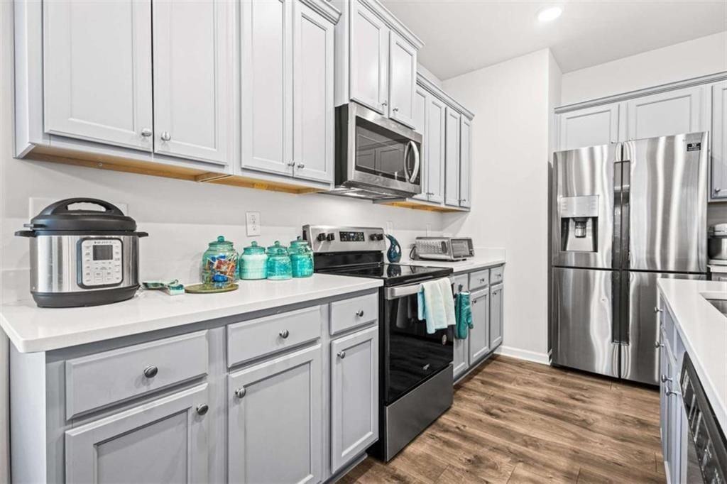 7281 Rockhouse Rd ##12 - Photo 2 of 17