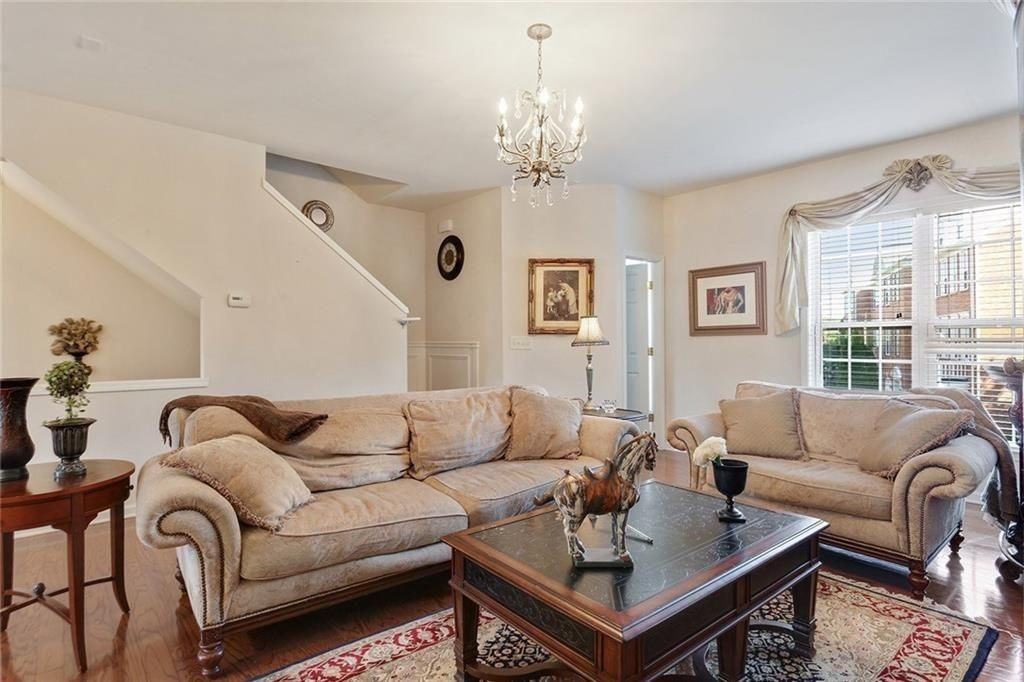 1003 Renaissance Trce - Photo 6 of 25