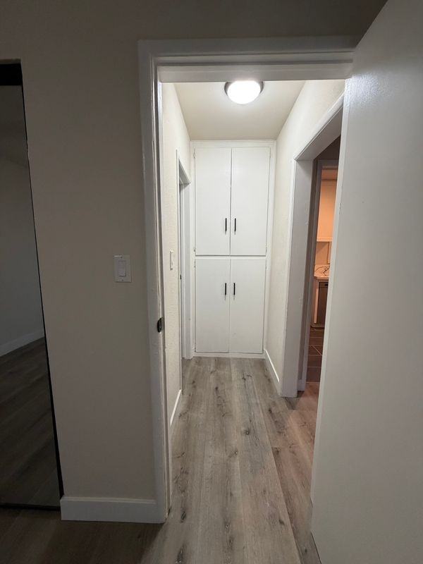 2922 Glenhurst Ave - Photo 5 of 8