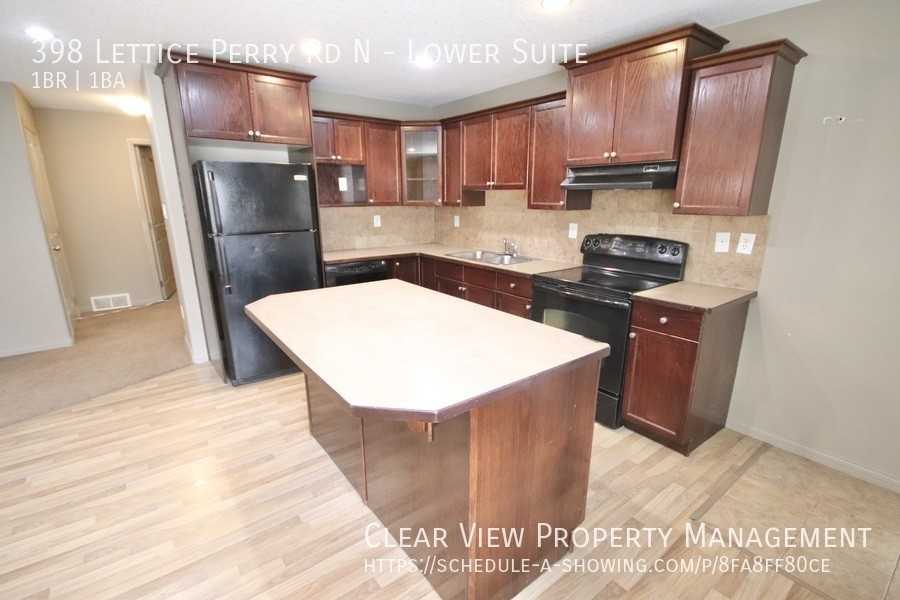 398 Lettice Perry Rd N - Photo 2 of 17