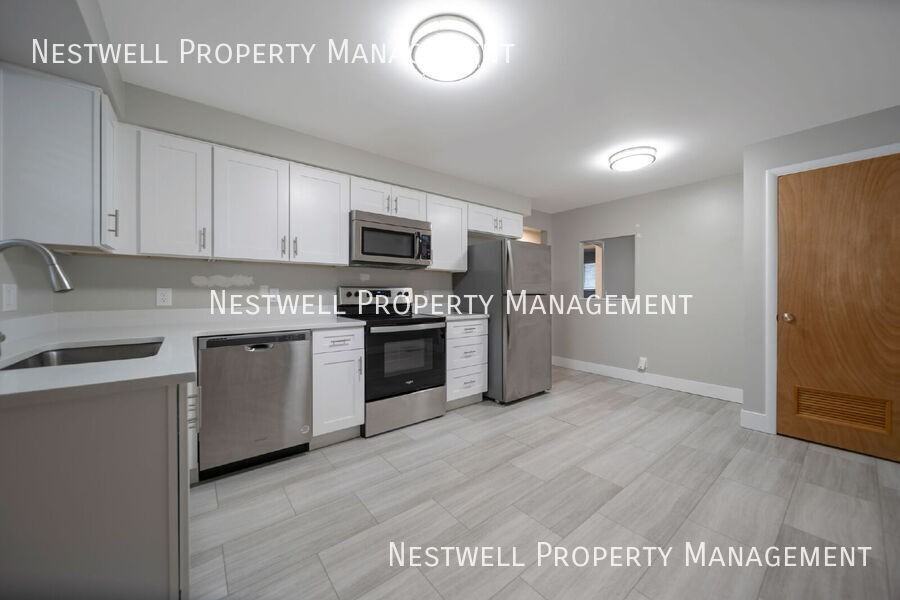 2539 E 3300 S - Photo 2 of 19