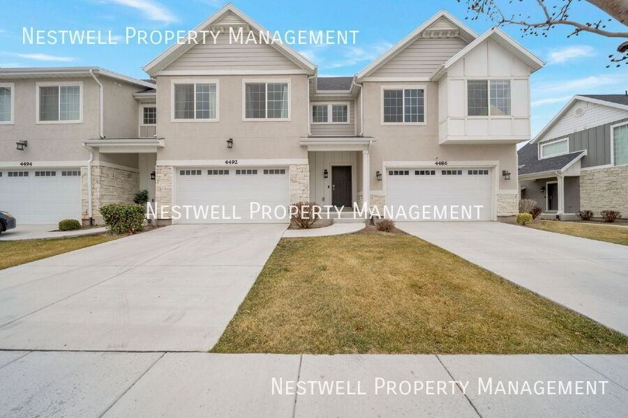 4492 S Parkbury Way - Photo 2 of 30