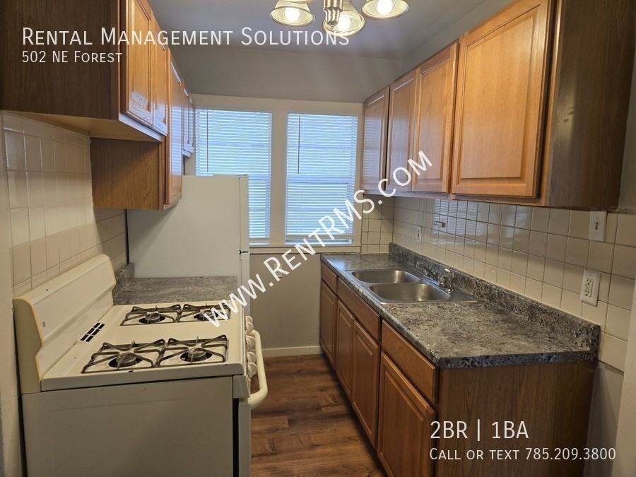 502 Ne Forest Ave - Photo 5 of 13