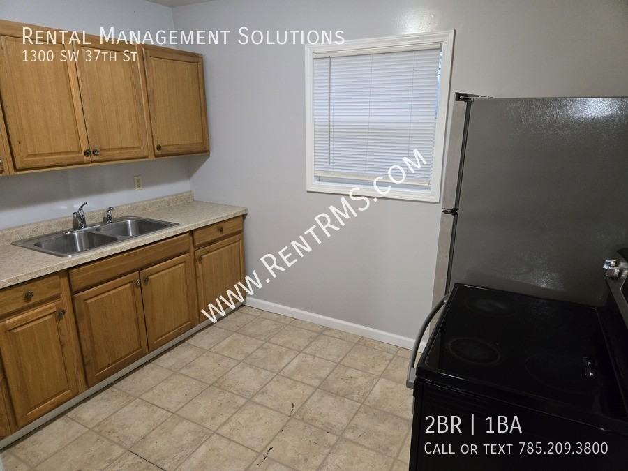 1300 Sw 37th St - Photo 4 of 14