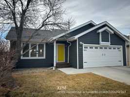 featured image of 1111 Field View Dr