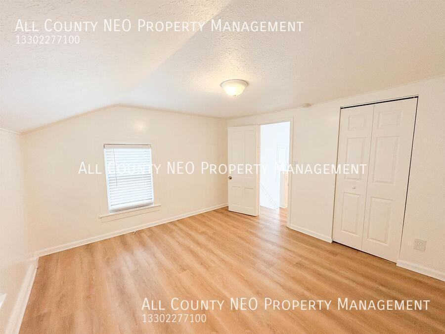 623 S Meridian St - Photo 3 of 8