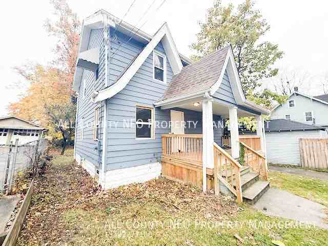 575 Fernwood Dr - Photo 3 of 21