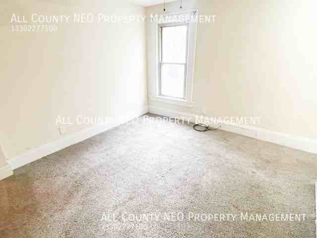 1854 W 45th St - Photo 4 of 14