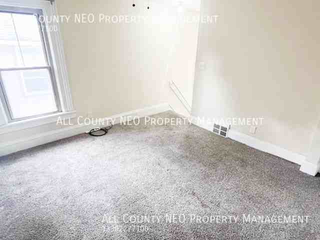 1854 W 45th St - Photo 5 of 14