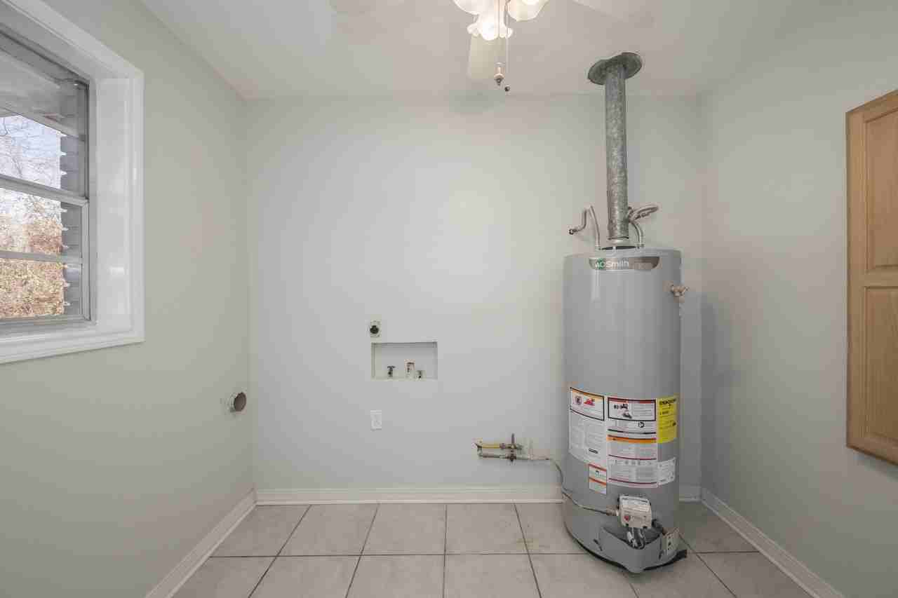 202 White Columns Dr - Photo 6 of 16