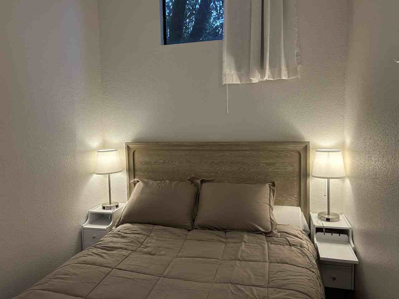 3440 Sw Falcon St #C - Photo 4 of 7