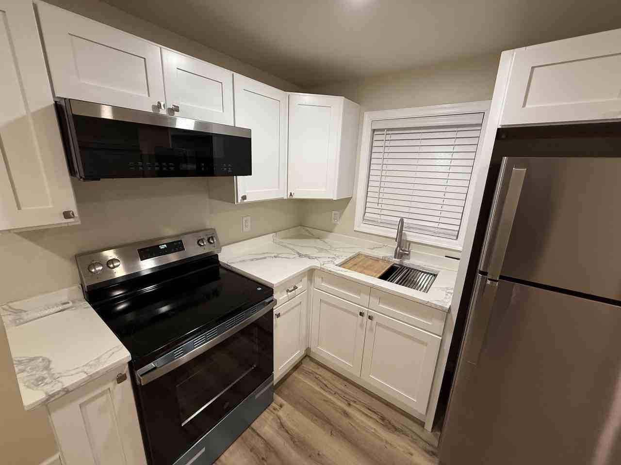 400 W Penn Ave #400COTTAGE - Photo 4 of 8