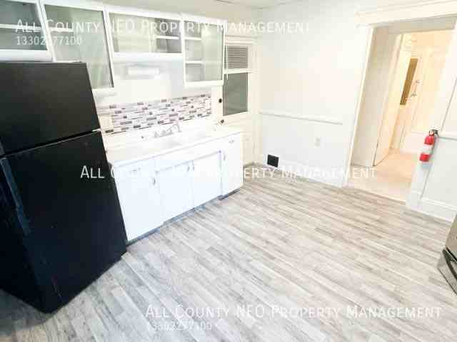 12321 Imperial Ave - Photo 2 of 16