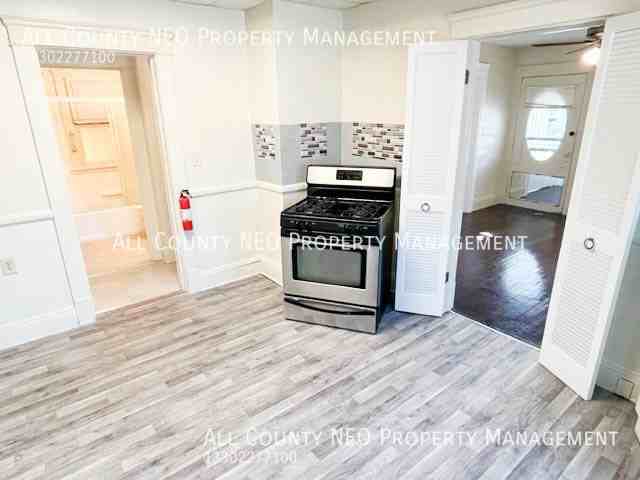 12321 Imperial Ave - Photo 3 of 16