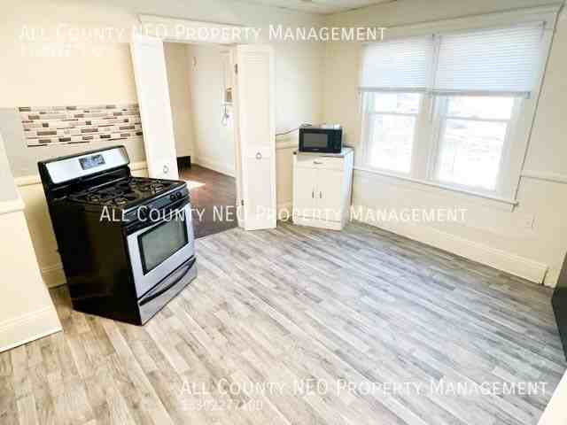 12321 Imperial Ave - Photo 4 of 16