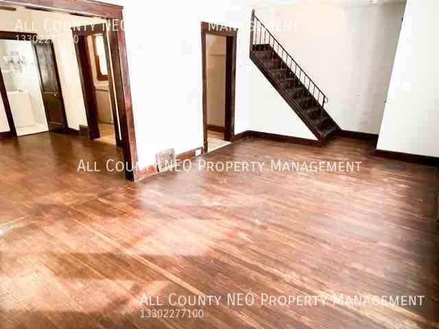 3348 W 100th St - Photo 2 of 18