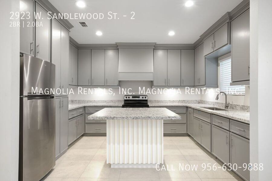 2923 W Sandlewood St #2 - Photo 6 of 15