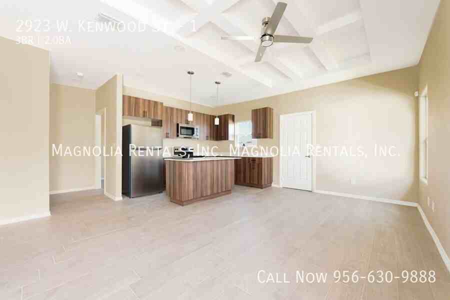 2923 W Kenwood St #1 - Photo 2 of 11