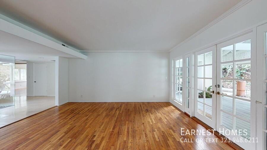 4121 Hayvenhurst Dr - Photo 7 of 43