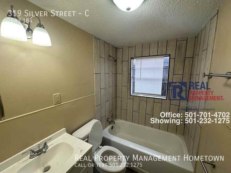 319 Silver St #C - Photo 5 of 6