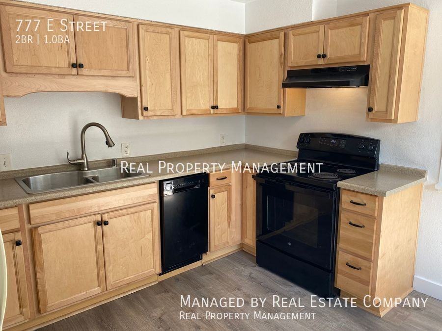 777 E St - Photo 7 of 20