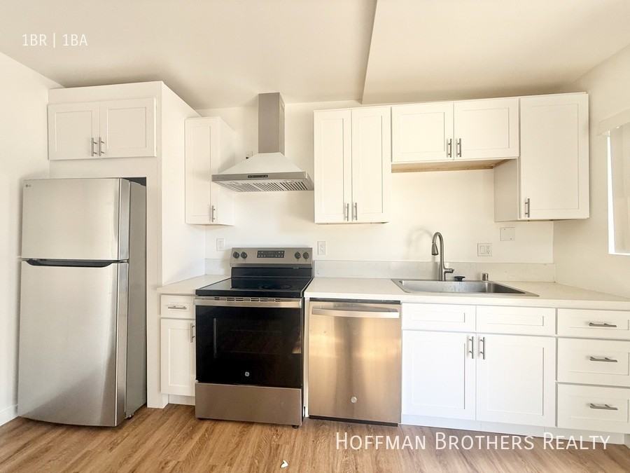 14161 Friar St #4 - Photo 2 of 5