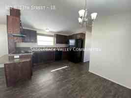 featured image of 300 N 13th St #18