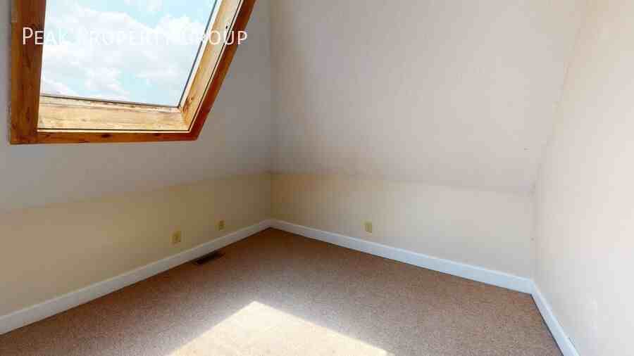 1369 Indianola Ave - Photo 6 of 7