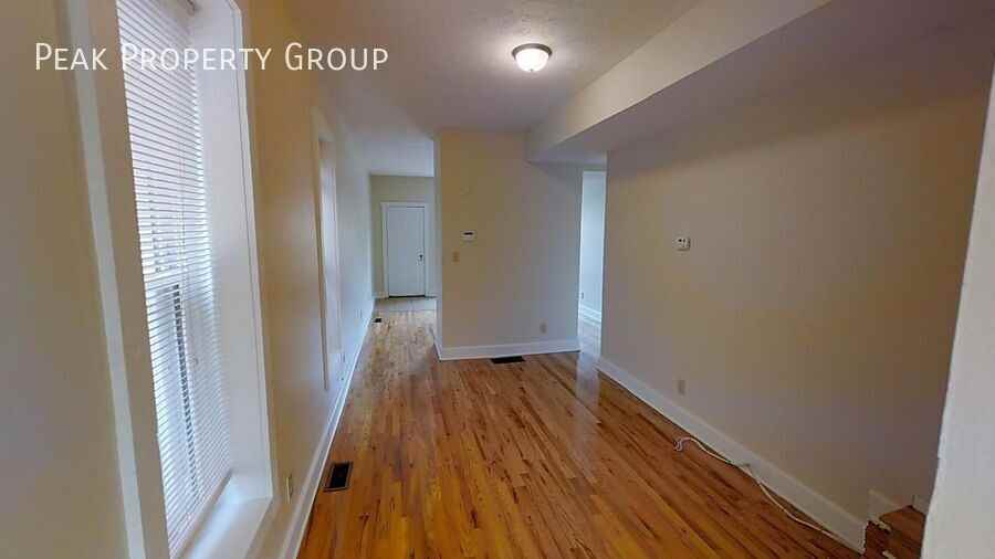 1375 Indianola Ave - Photo 3 of 11