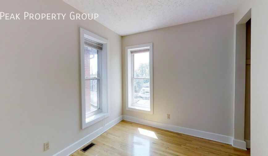 1379 Indianola Ave - Photo 7 of 12