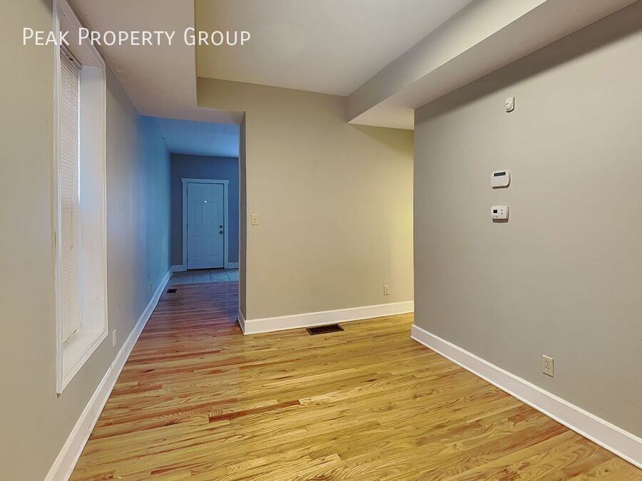 1381 Indianola Ave - Photo 7 of 9