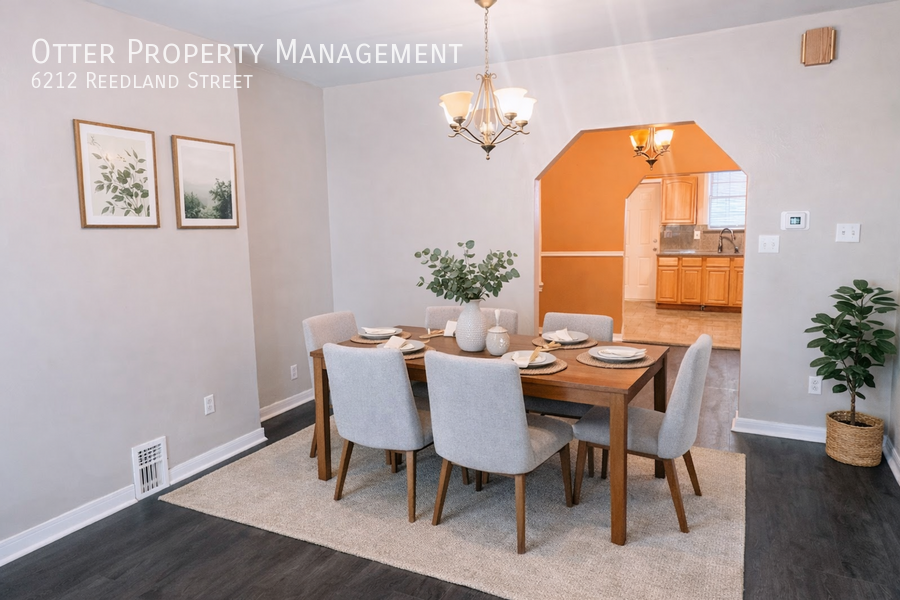 6212 Reedland St - Photo 3 of 21