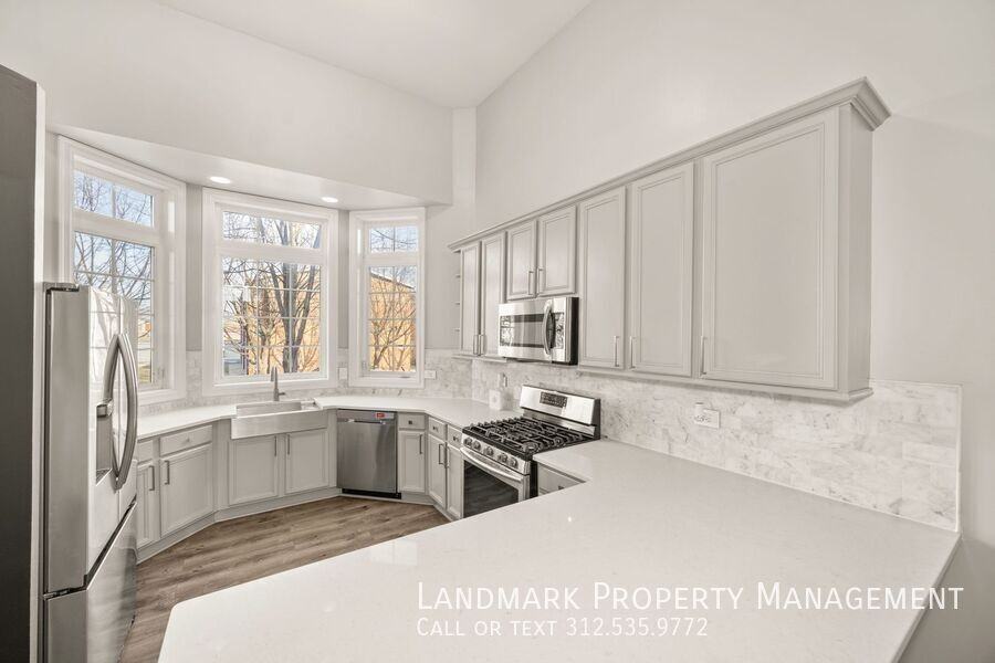 6431 W 64th Pl - Photo 2 of 32