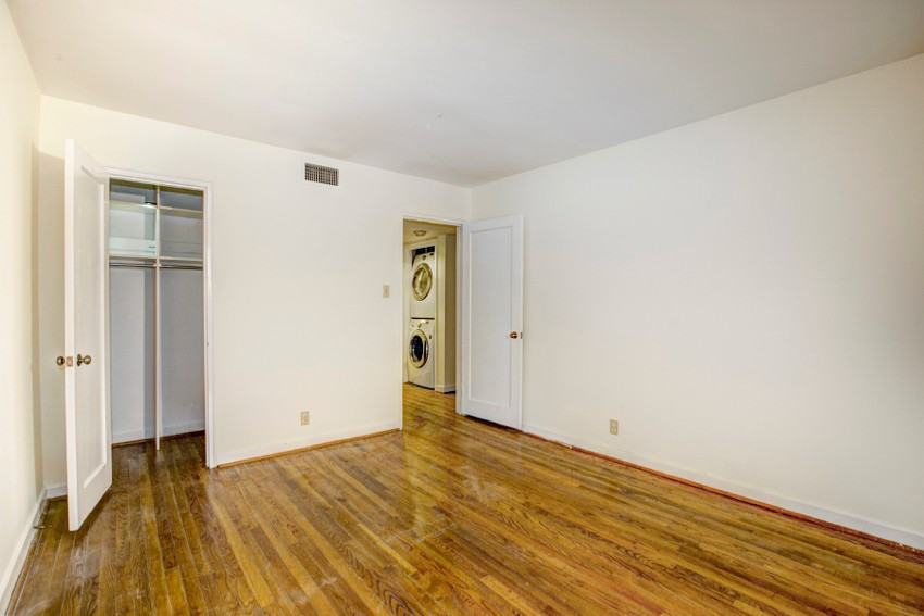 2204 Washington Ave #101 - Photo 7 of 14