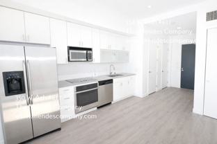 350 W Ash St #611 - Photo 1 of 1