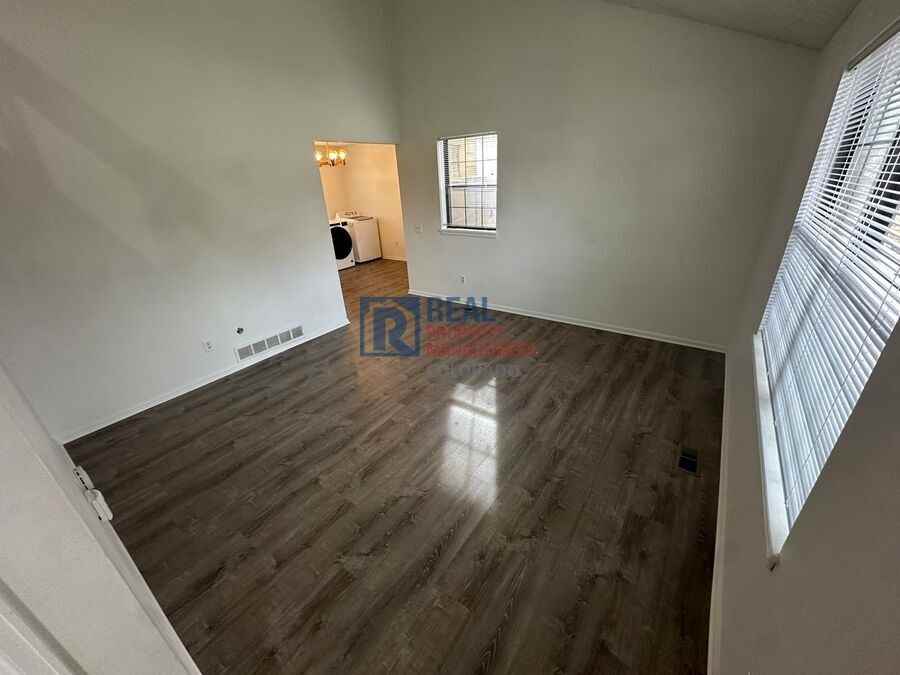 3528 S Richfield St - Photo 3 of 20